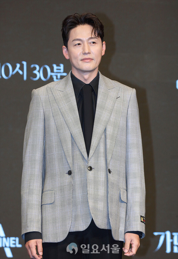 [IS포토] 가면의 여왕에 출연하는 '이정진'