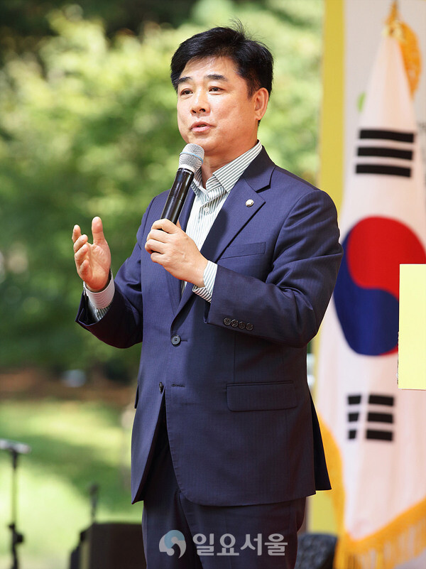 제16회 성남시민 건강박람회에 참석한 국회의원 김병욱