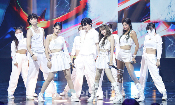 MBC M 음악방송 쇼챔피언에 출연한 DNA