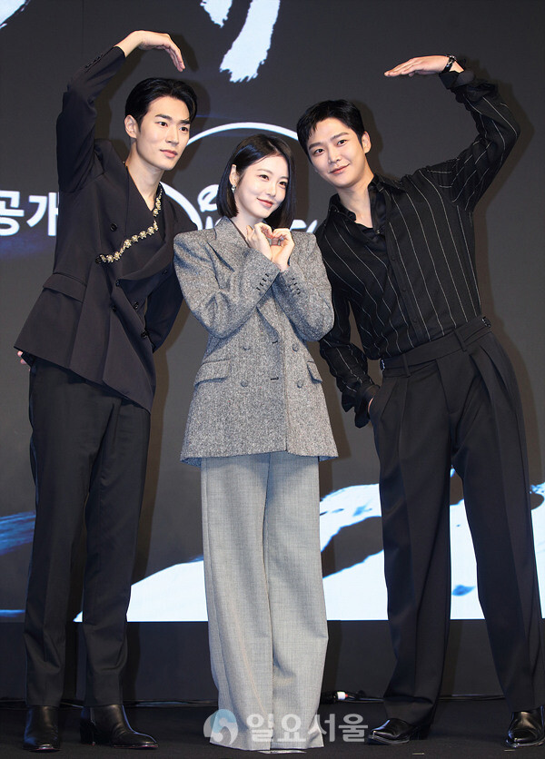 디즈니+ 사극 탁류 제작발표회에 참석한 박서함-신예은-로운