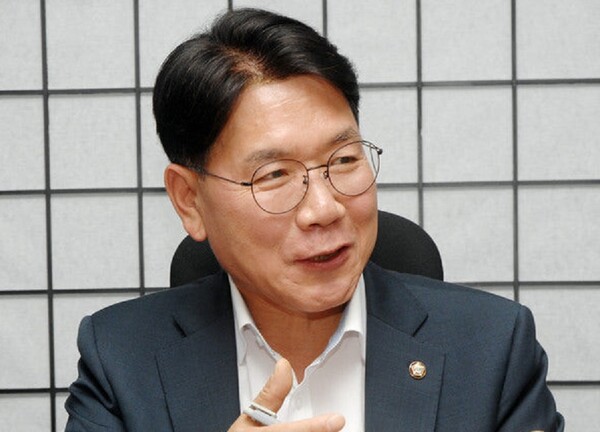 더불어민주당 이재관 의원 [사진 = 이재관 의원실]