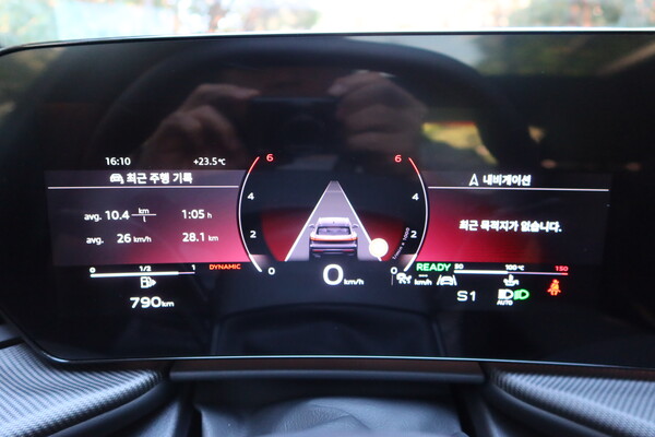 더 뉴 아우디 Q5 40 TDI 콰트로 디지털 계기판 [이정하 자동차전문기자]