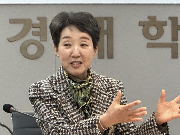 대경대 이채영 총장이 대해 설명하고 있다. [사진=대경대]