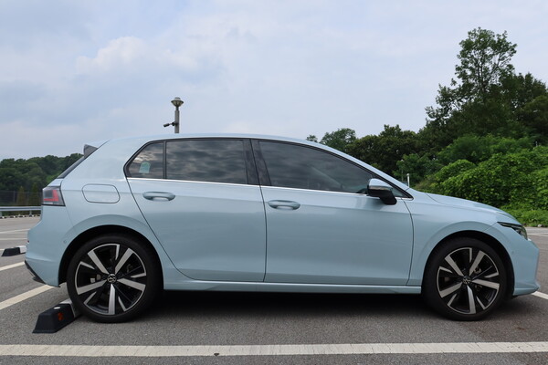 폭스바겐 골프 측면 [이정하 자동차전문기자]