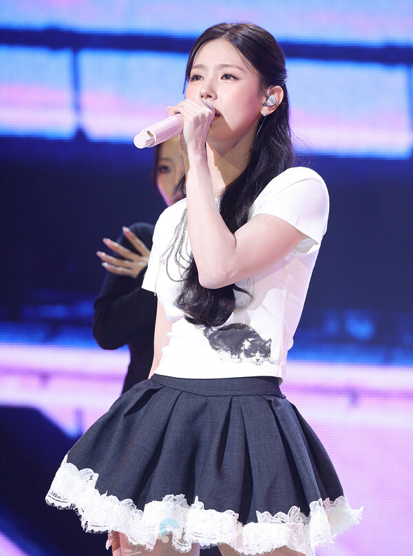 솔로 미니 2집 앨범 마이 러브(MY, Lover) 발매한 아이들 미연