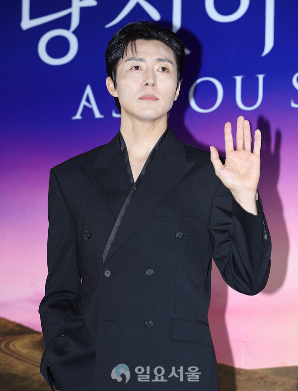 넷플릭스 당신이 죽였다 제작발표회에 참석한 이무생