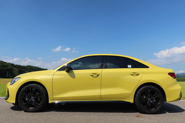 더 뉴 아우디 A3 측면 [이정하 자동차전문기자]