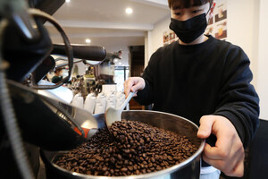 [5060 노후설계 프로젝트 81] '커피지도사', 커피 소비량 늘며 뜨거운 인기 구...