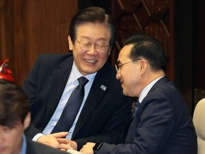 "근자감? 근자감!" 11월 사법위기 속 이재명 대표 미소짓는 이유 - 뉴스 썸네일 이미지