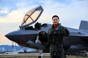[포토] <b>F-35A</b> 첫 '<b>탑건</b>' <b>정시형</b> 소령 선정